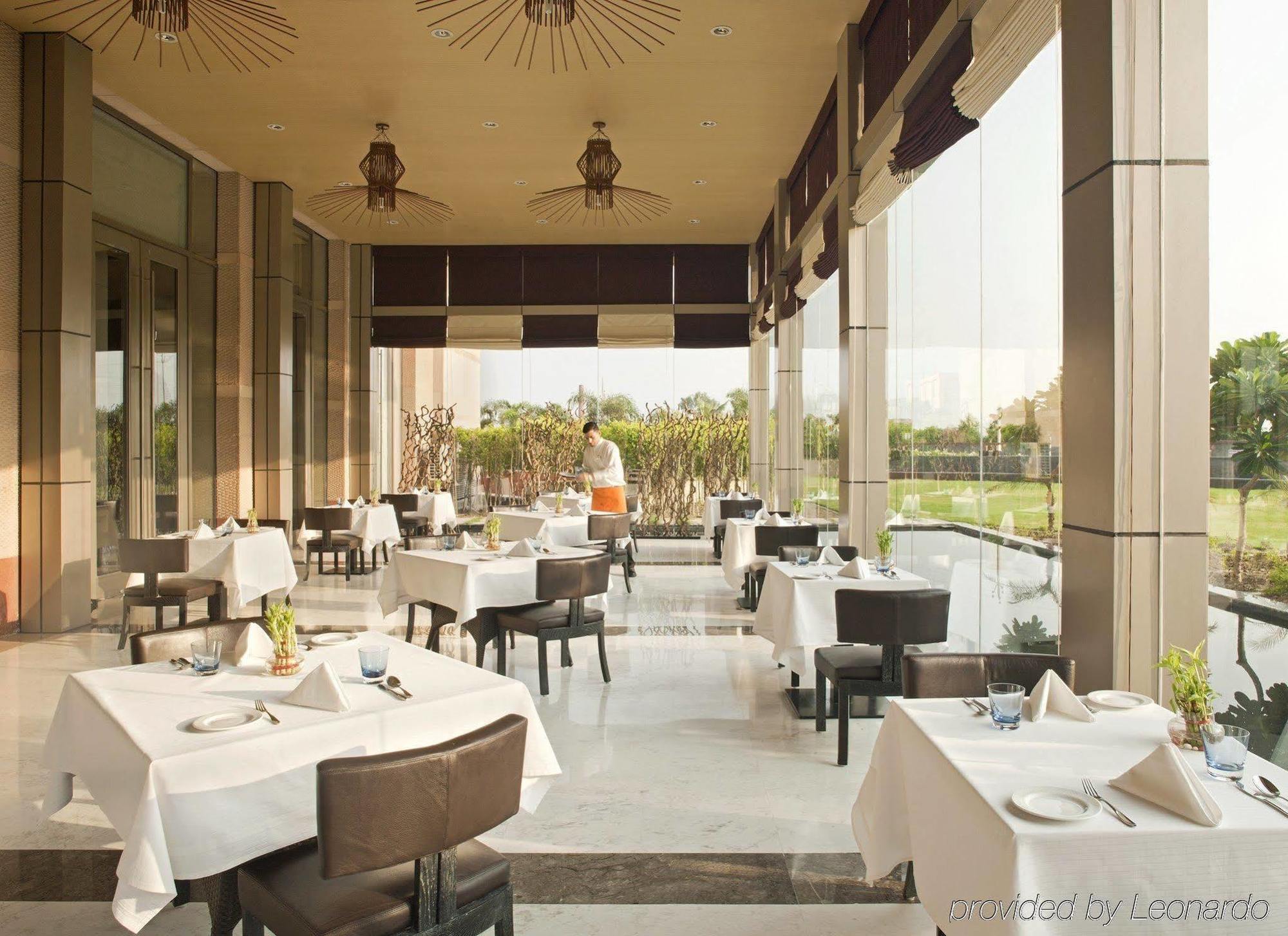Radisson Blu Hotel Amritsar Restaurant bilde